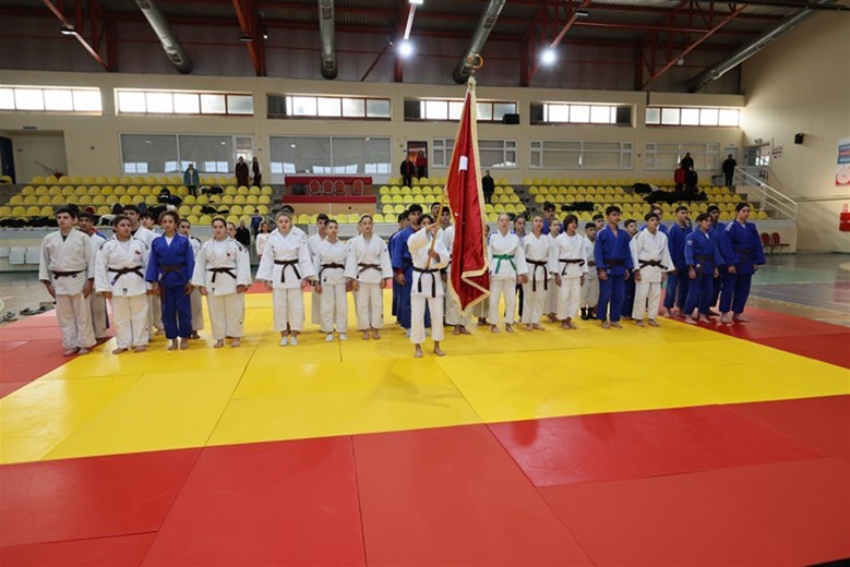 MANİSA'DA 2024-2025 EĞİTİM ÖĞRETİM YILI OKUL SPORLARI JUDO MÜSABAKALARIYLA BAŞLADI